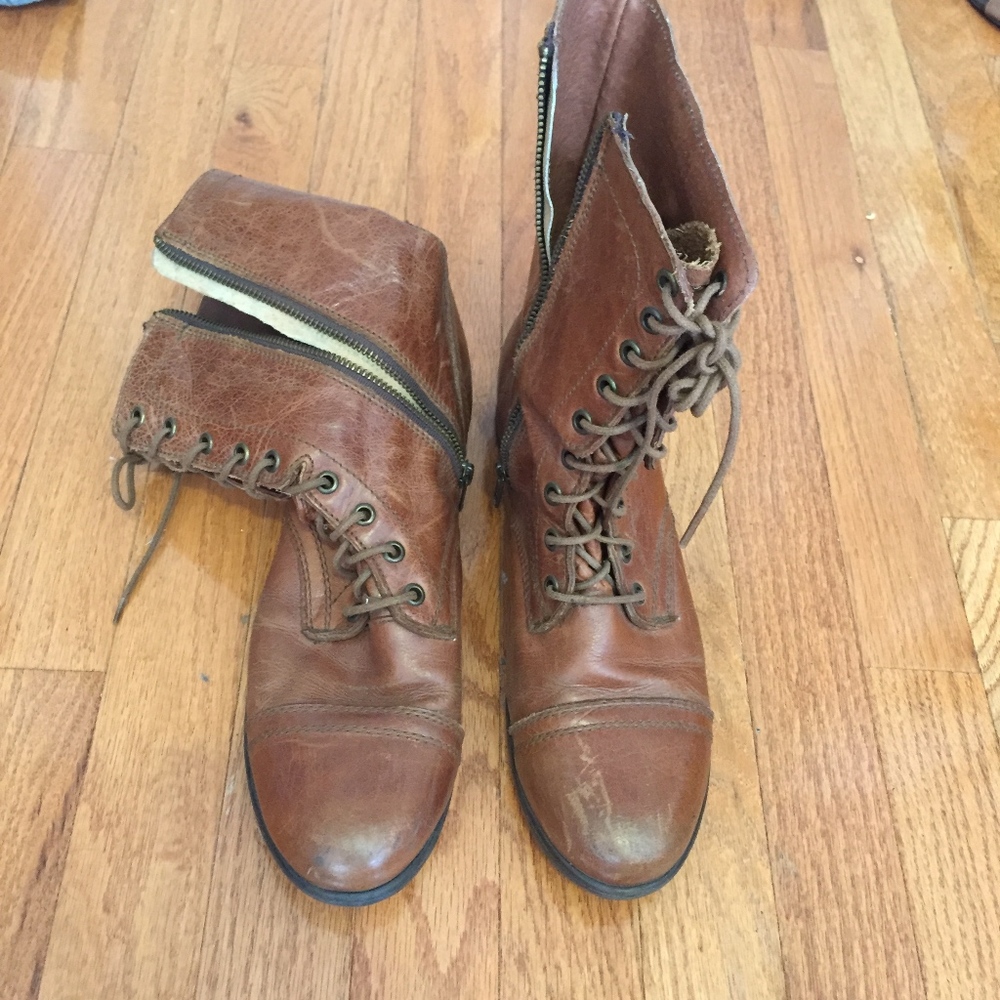 Steve Madden boot